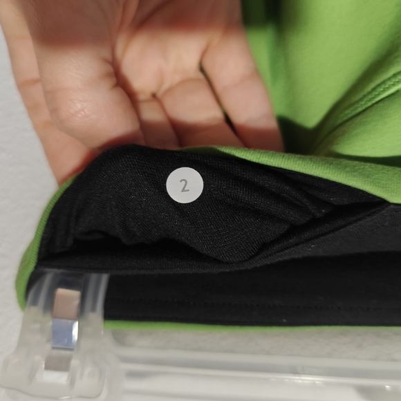 Lululemon Reversible Wunder Under Crop Leggings Size 2 Black Power Green - Picture 11 of 11
